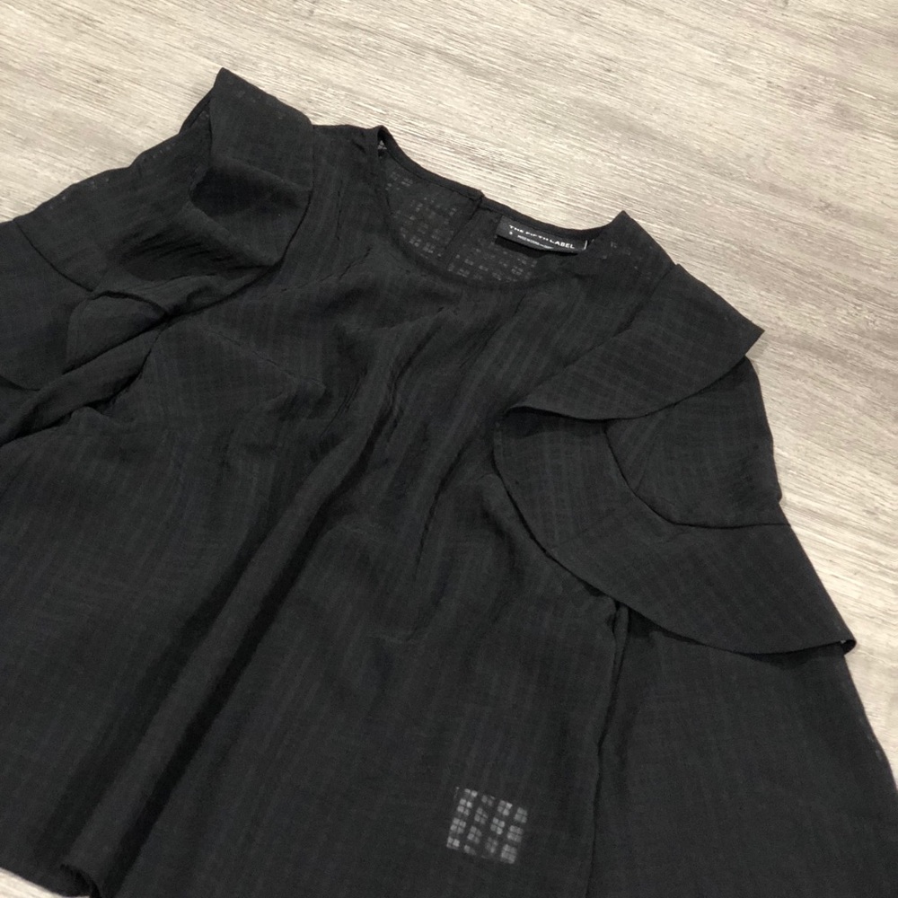 THE FIFTH Window Pane Ruffle Top - Picture 4 of 9